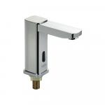 Смеситель сенсорный на раковину, с регулировкой температуры воды, квадратный корпус, из высокопрочного АБС пластика, цвет ХРОМ.